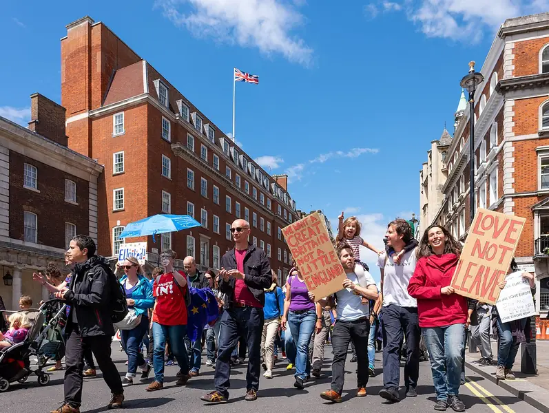 Marche contre le Brexit dans Whitehall, à Londres, le 2 juillet 2016, une semaine après le vote.