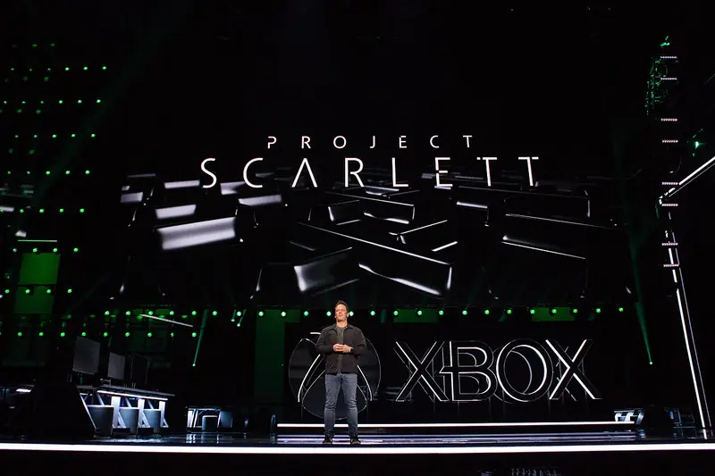 Phil Spencer, patron de Xbox, sur la scène de l'E3 2019 ; c'est lui qui pilotera le rachat d'Activision Blizzard.